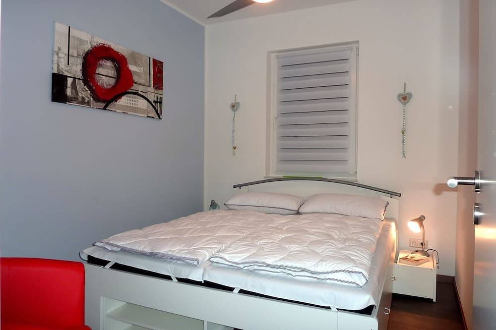 Fh1 mit Privatstrand, Sauna, Kamin, Klimaanlage, 4 Sz, 2 Bd, 8-10, max. 12 Pers. in Löbnitz, Nordsachsen