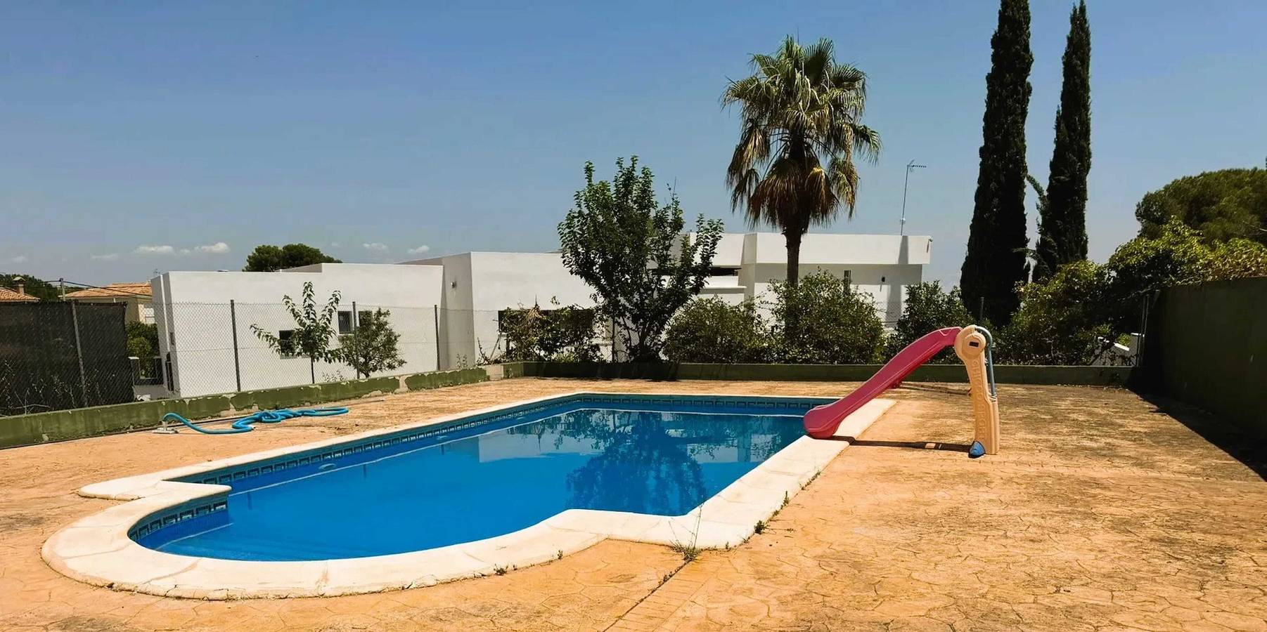 Acogedor chalet con piscina en Molina de Segura in Chiva, Provincia de Valencia