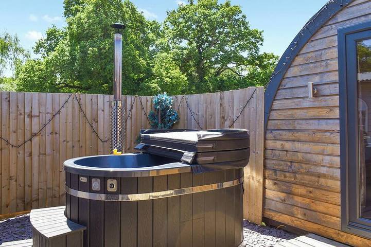 Chalet for 2 people, with hot tub and sauna in Norfolk