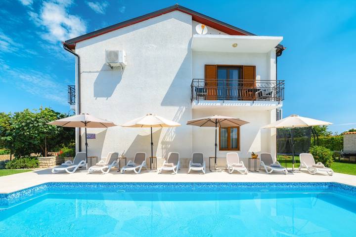 Villa pour 10 personnes avec terrasse in Istrie centrale