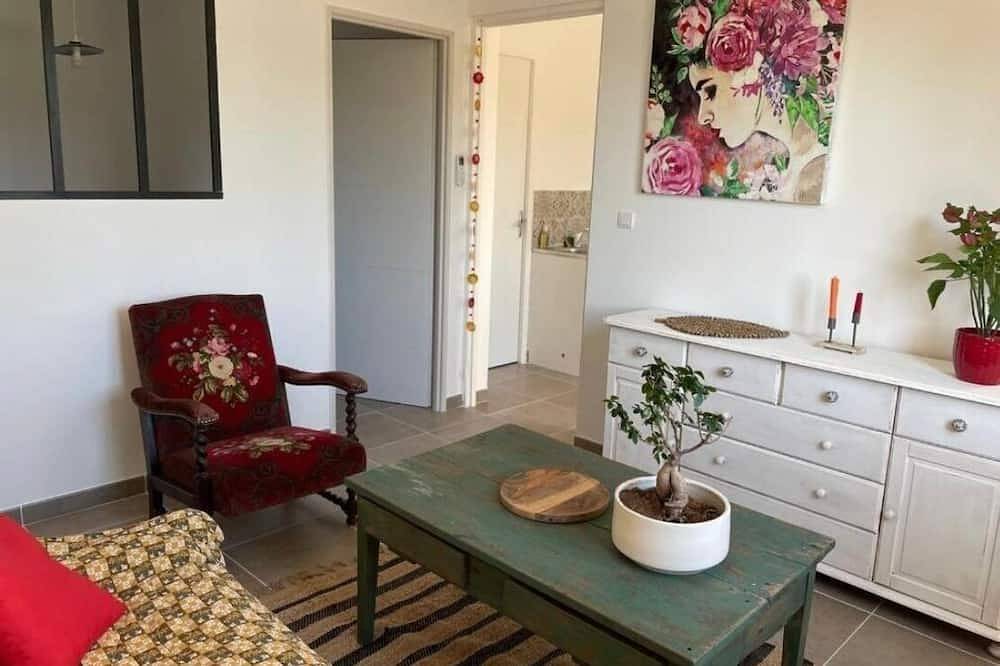 La petite Violette-Gîte-Confortable-Baño privado-Vista al Jardín in Violès, Vaucluse