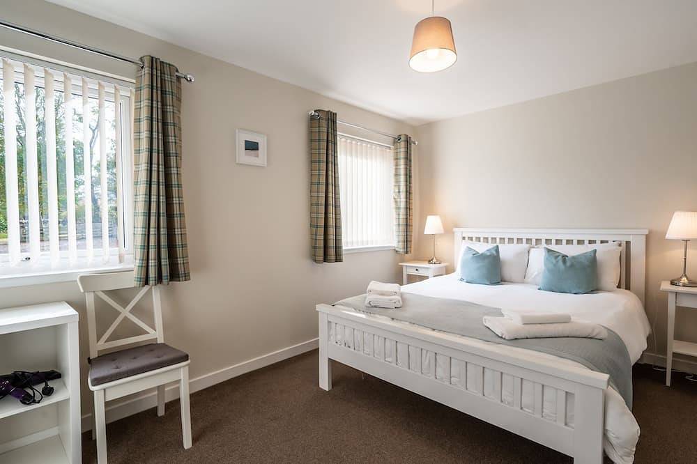 The Cottage At Corriness House, character holiday cottage in Poolewe in Poolewe, Highlands