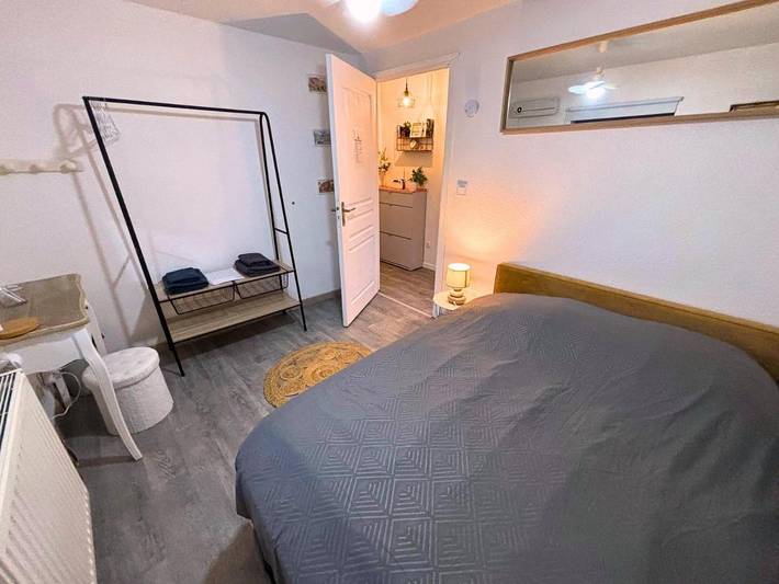 Gîte pour 4 personnes, avec Jacuzzi et Terrasse ainsi que Jardin et Vue à Erstein