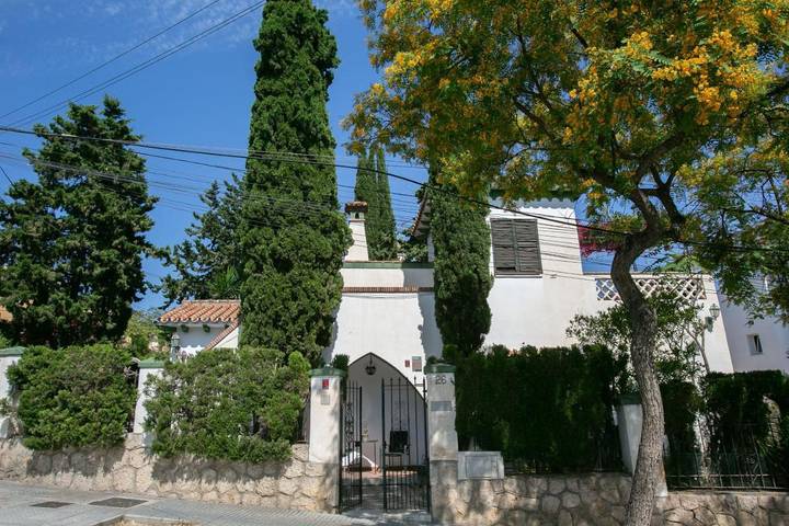 Chalet para 5 personas, con jardín y terraza en Málaga