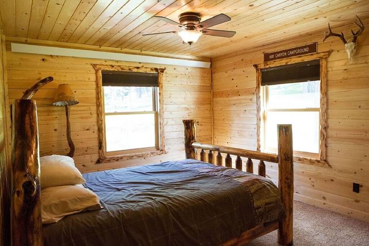 Vacation rental for 6 people, with yard and terrace in Montana