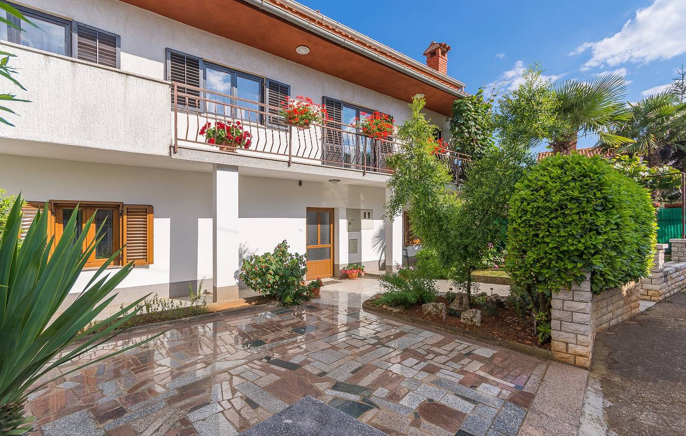 Ganze Wohnung, 2-Zimmer-Ferienwohnung mit Terrasse Porec -a in Poreč, Grad Poreč