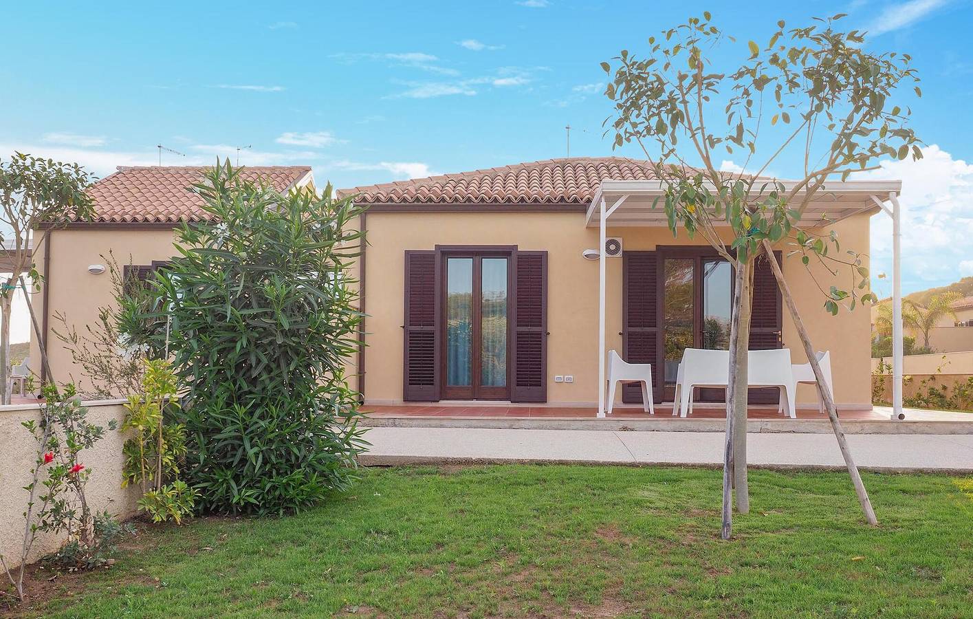 Appartement avec vue sur la mer, climatisation, parking, terrasse et WiFi - 1km de la plage de Maganuco in Marina di Modica, Modica