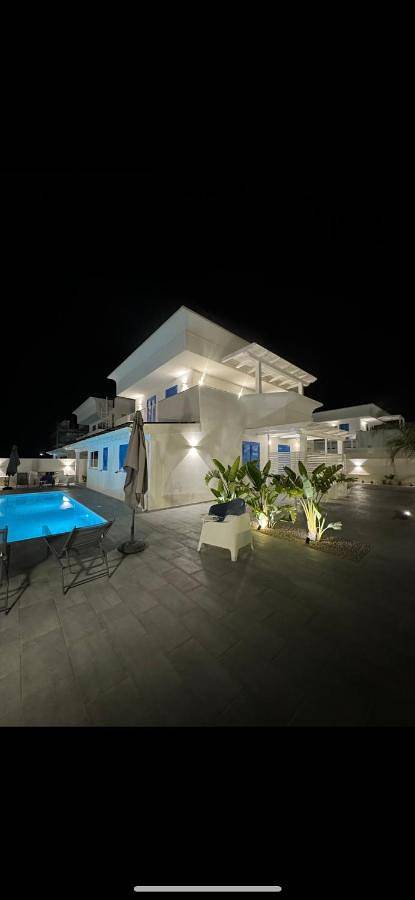 Appartamento vacanze per 5 persone, con giardino e panorama nonché piscina - 1