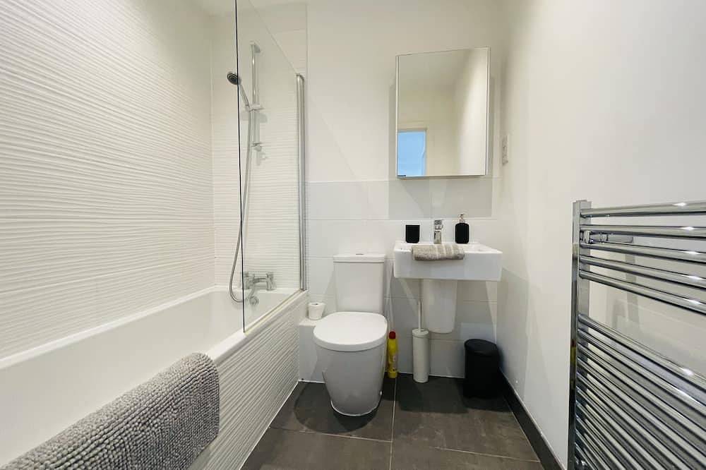 Entire apartment, Southernhay Court - by Staytor in Exeter, Devon