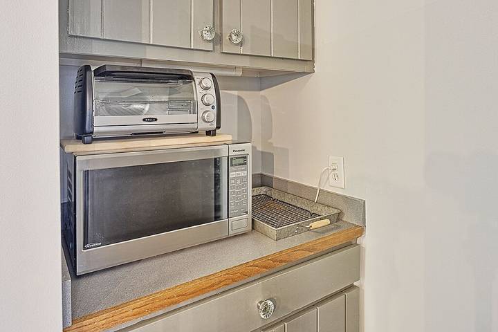 Vacation rental for 4 people, with yard in Isle of Palms