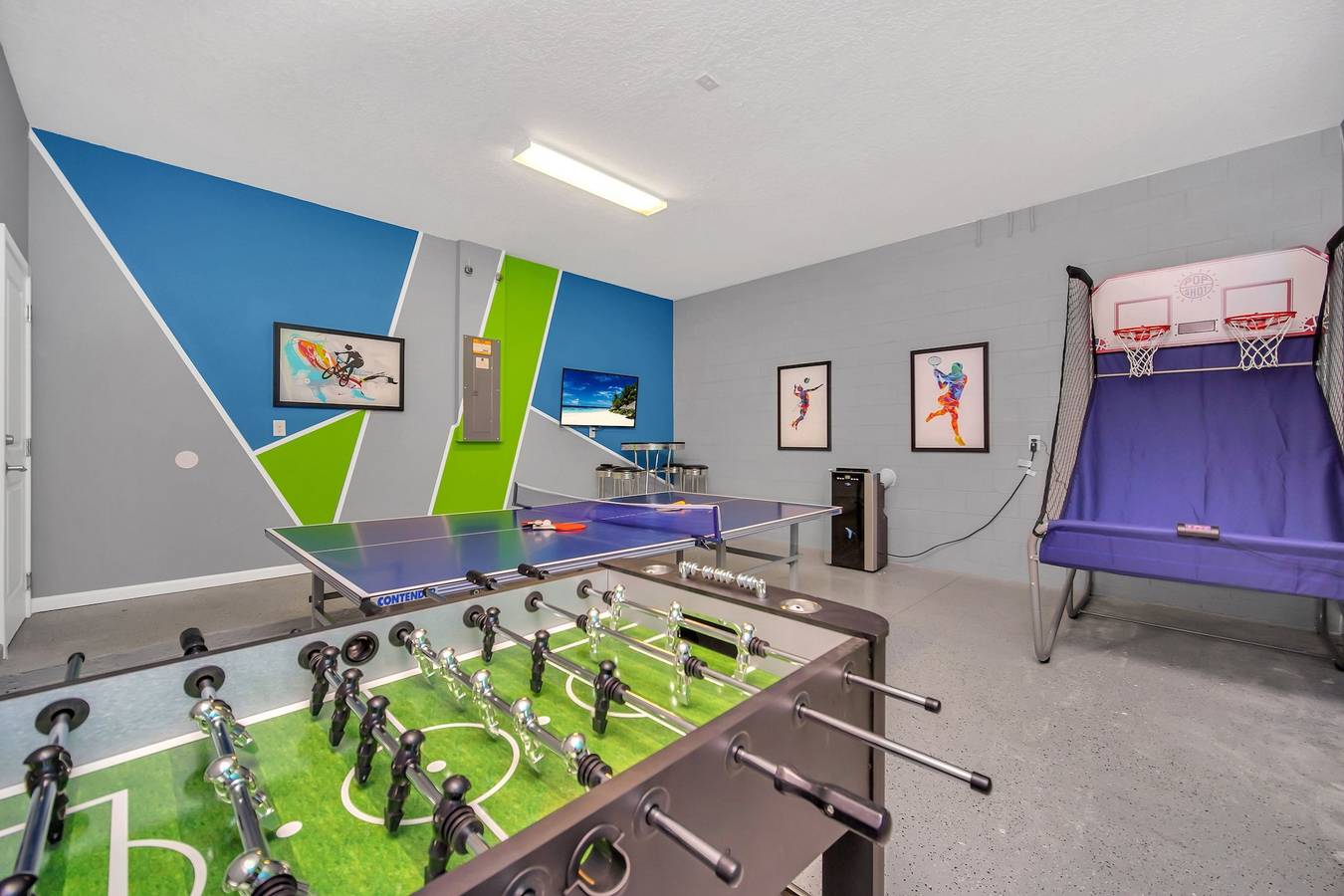 Stunning Bright Family Home Sleeps 25 Bl102 in Kissimmee, Osceola County