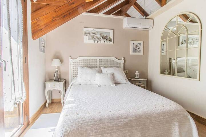 Rustic Duplex in the Pyrenees - Garden & Parking in Sabiñánigo, Pyrénées Aragonaises