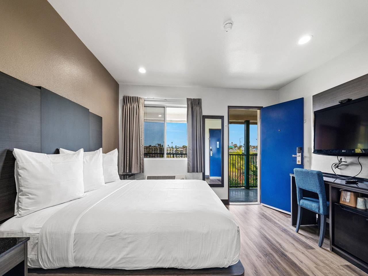 Geheel appartement, 1 kingsize bed | Rookvrij, Minikoelkast in Oceanside, San Diego County