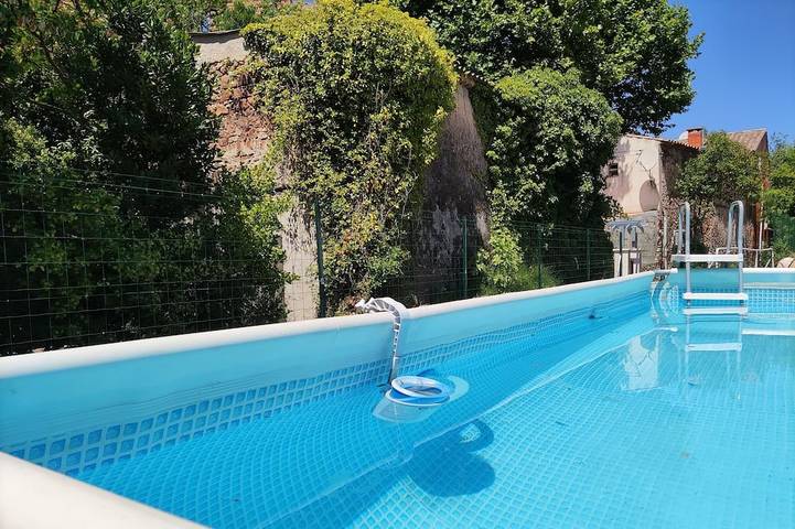Location de vacances pour 6 personnes, avec Jardin à Solliès-Ville
