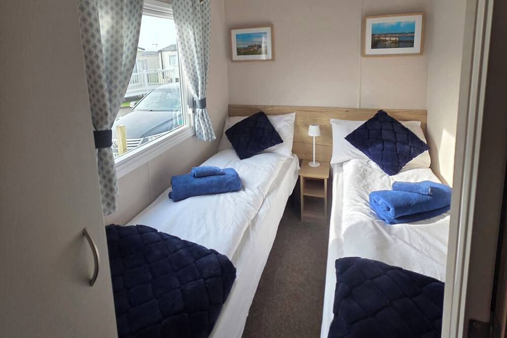 Pines 15, family friendly, country holiday cottage in Porthcawl in Porthcawl, Bridgend region