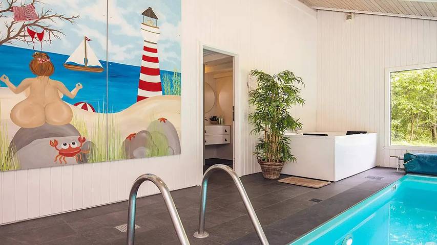 Ferienhaus für 9 Personen, mit Whirlpool und Garten sowie Pool und Sauna