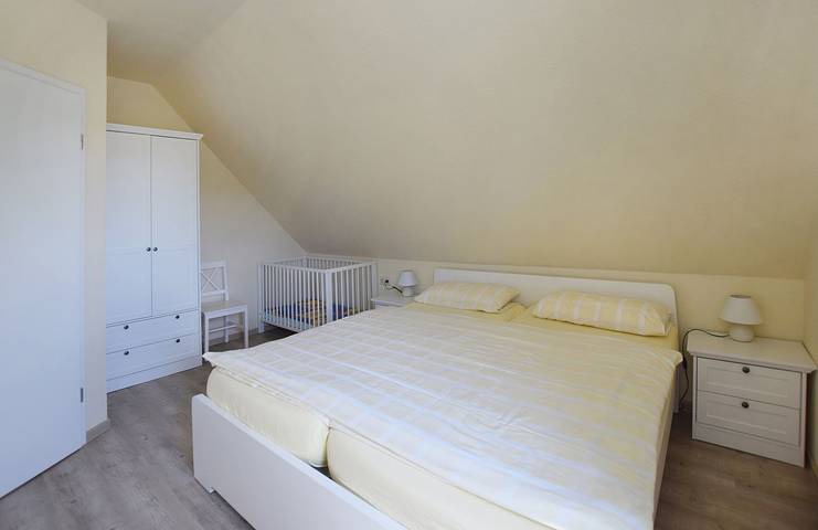 Ferienwohnung für 6 Personen, mit Terrasse und Sauna in Prerow - 4