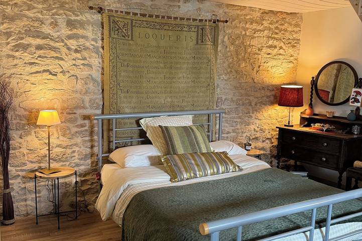 Location de vacances pour 2 personnes à Nanteuil-en-Vallée - 3