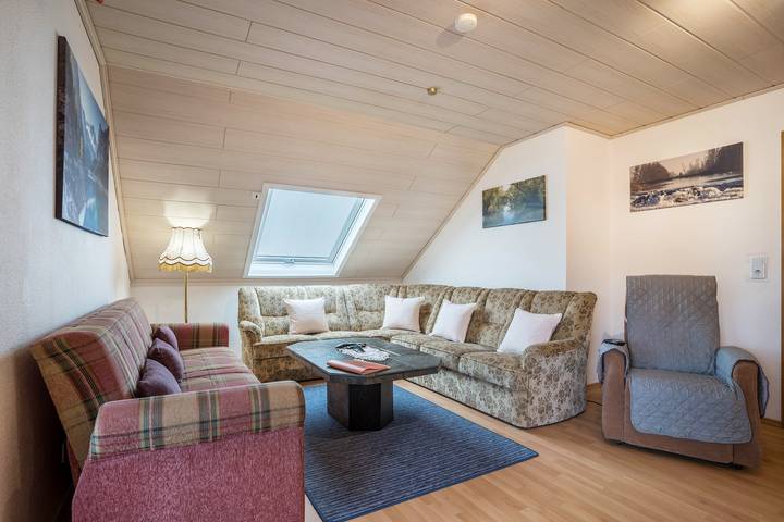 Appartement entier, Appartement Viola à Schwanau avec terrasse privée, jardin commun et Wi-Fi in Schwanau, Forêt-Noire centrale