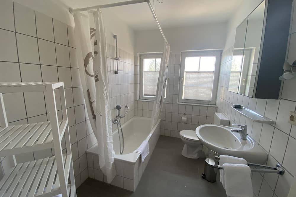 Ganze Wohnung, Sonnige 3 Zimmer Wohnung im 1 Og in Wildeshausen, Naturpark Wildeshauser Geest