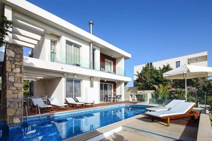 Villa Cyan Paphos in Paphos, South Cyprus
