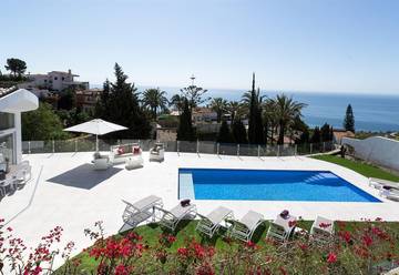 Villa for 10 People in Salobreña, Costa Tropical, Photo 2
