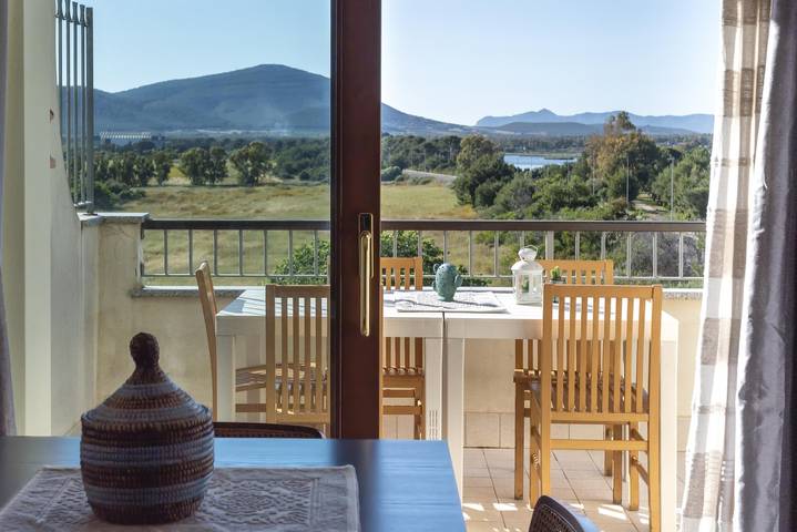 Ferienwohnung für 3 Personen, mit Seeblick und Balkon in Alghero - 2