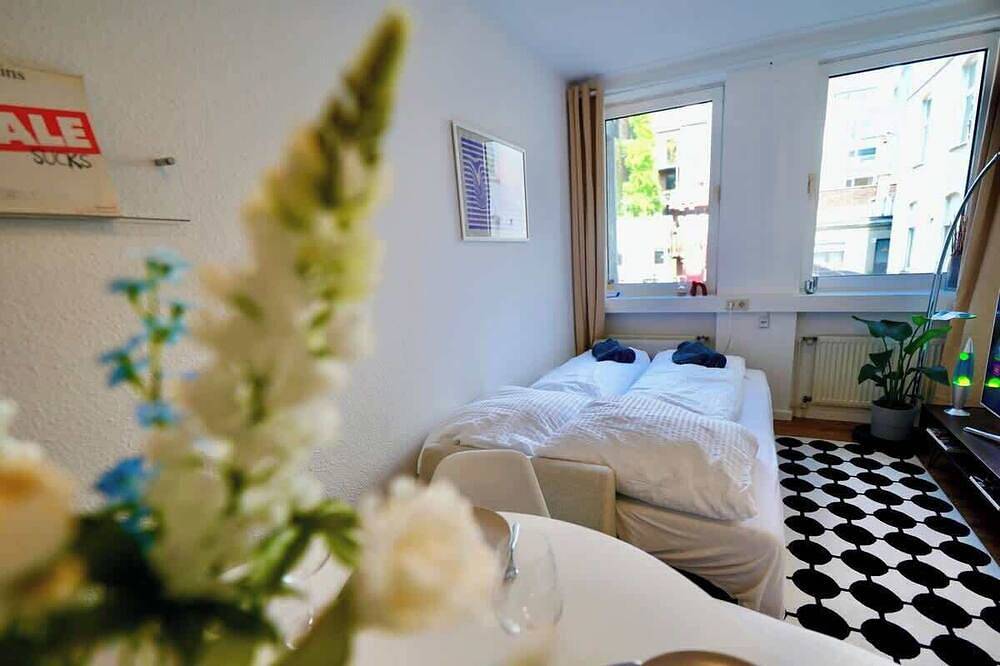 Ganze Wohnung, Modernes Apartment direkt im Szeneviertel Kölns in Köln, Rheinland