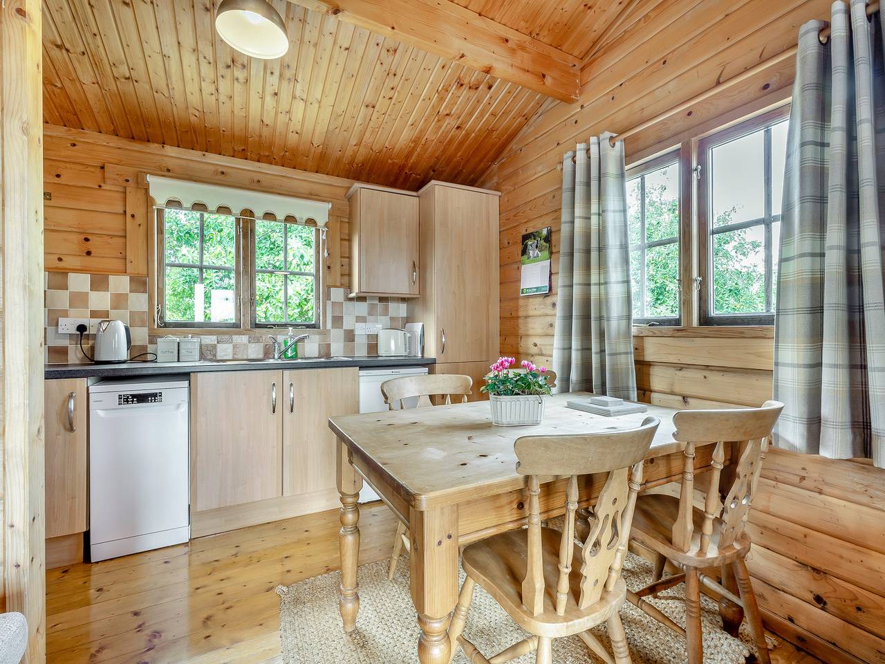 Field Lodge - E4380 in Derbyshire