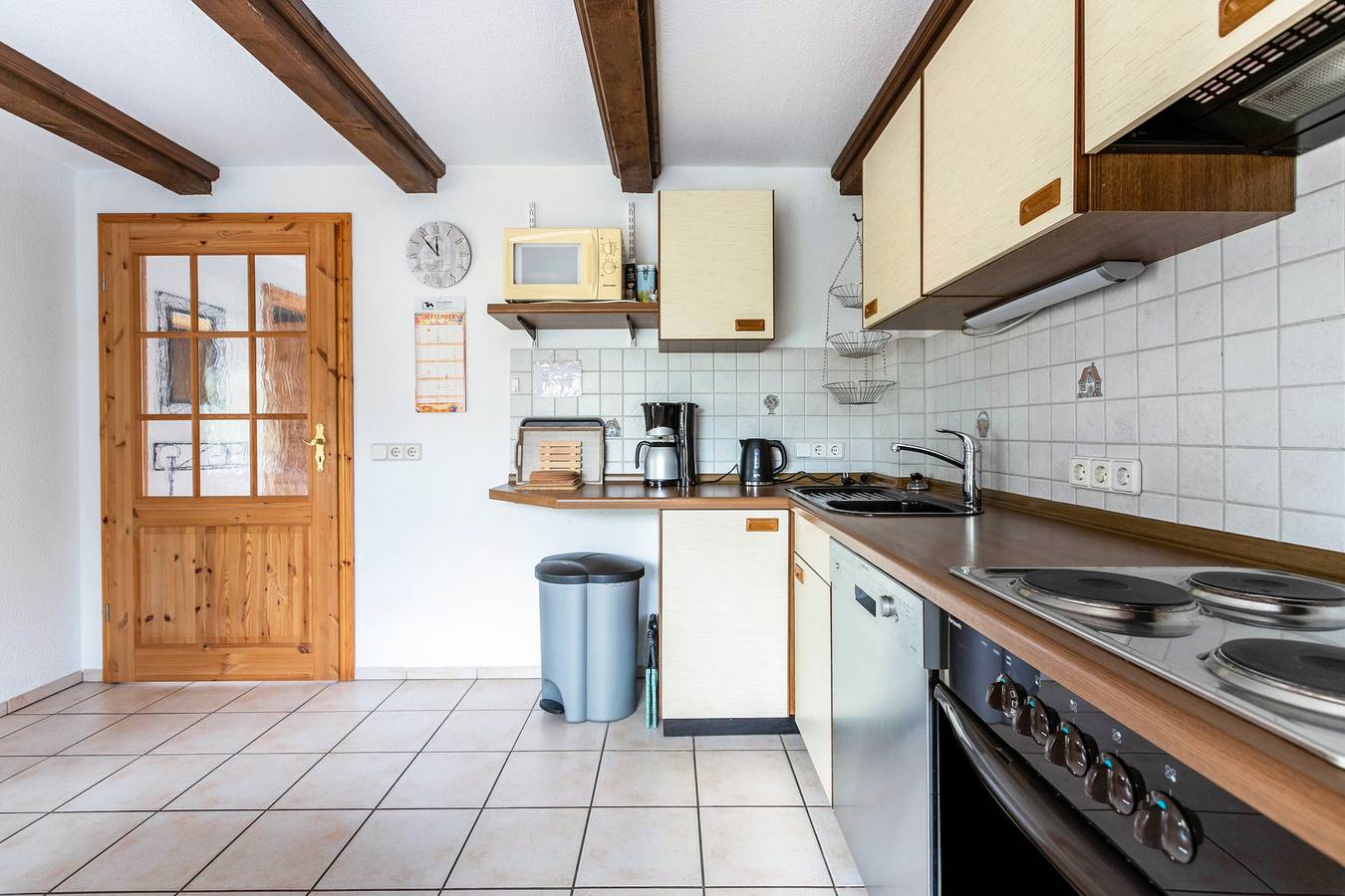 Ganze Wohnung, Ferienwohnung 'Haus Schröder' mit Gemeinschaftsterrasse, Garten und Wi-Fi in Sankt Michaelisdonn, Sankt Michaelisdonn und Umgebung