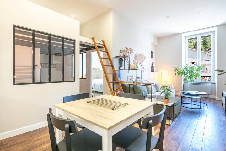 Gîte pour 4 personnes, avec terrasse et vue à Voiron - 2