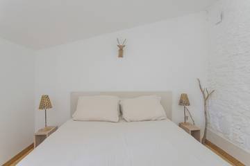 Chambre D’hôte pour 4 Personnes dans Glorianes, Région de Prades, Photo 3