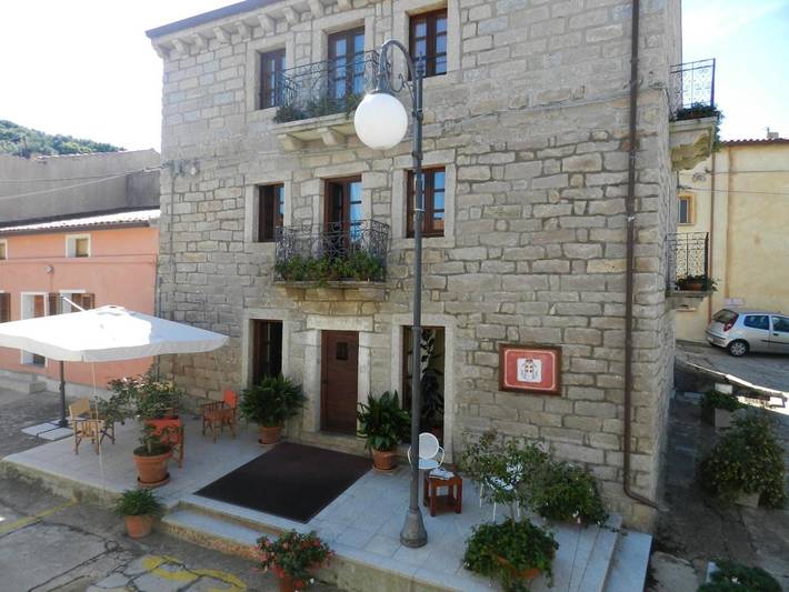 Hôtel pour 3 personnes, avec terrasse et vue à Tempio Pausania - 4
