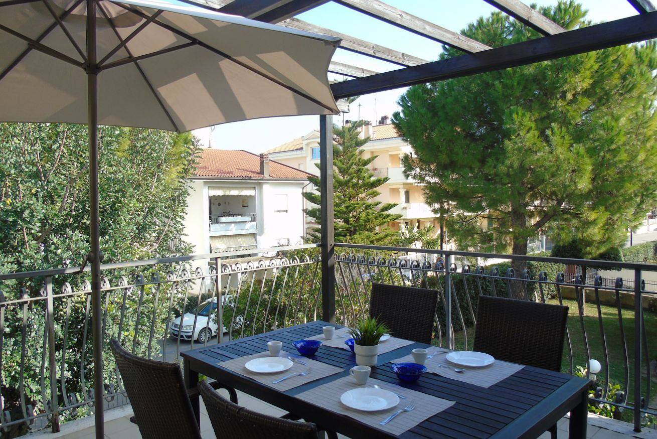 Ganze Wohnung, Ferienwohnung für 4 Personen mit Balkon/Terrasse in Foggetta, Adriaküste Abruzzen