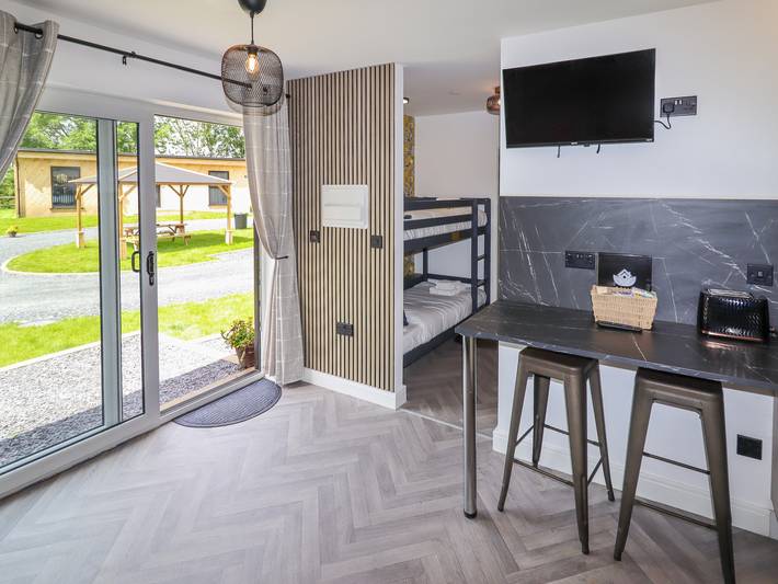 Valley Lodge 4 - North Wales Eco Lodges in Denbighshire