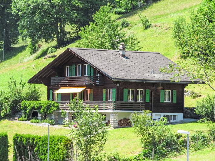 Chalet für 9 Personen, mit Balkon und Garten in Grindelwald