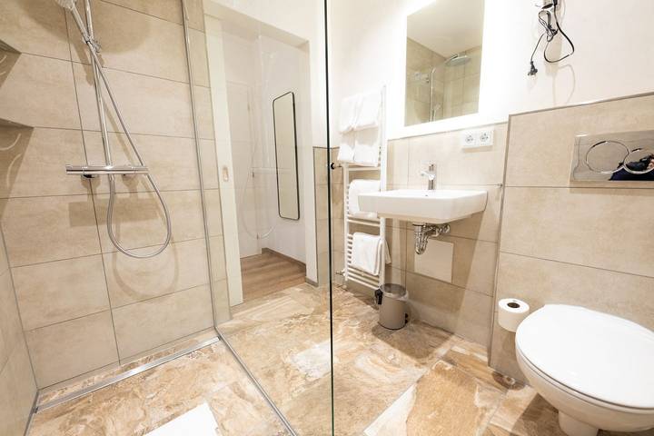 Hütte für 4 Personen, mit Balkon in den Ammergauer Alpen - 4