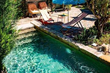 Location de vacances pour 6 personnes, avec terrasse et jardin à Ucciani