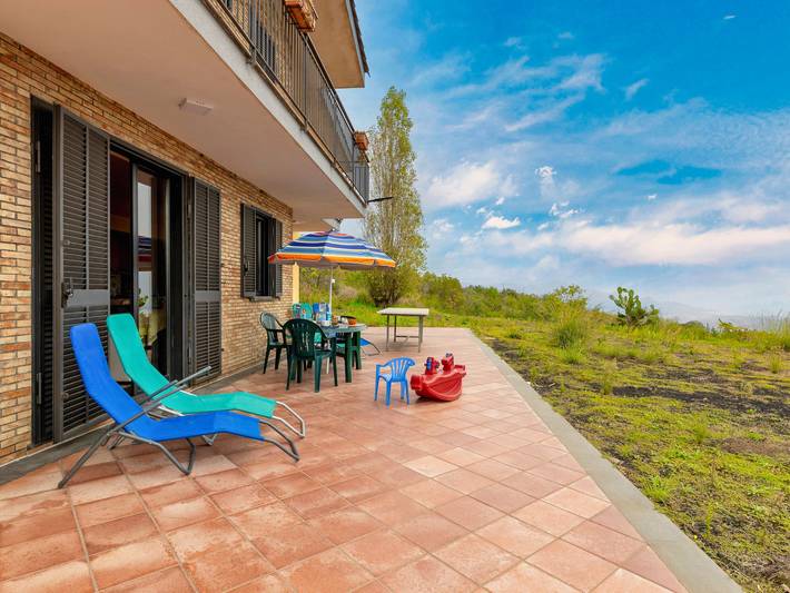 Ferienhaus für 6 Personen, mit Garten und Terrasse, mit Haustier in Ätna