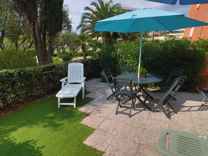 Gîte pour 6 personnes, avec piscine et terrasse dans Plage Lazaret - 2