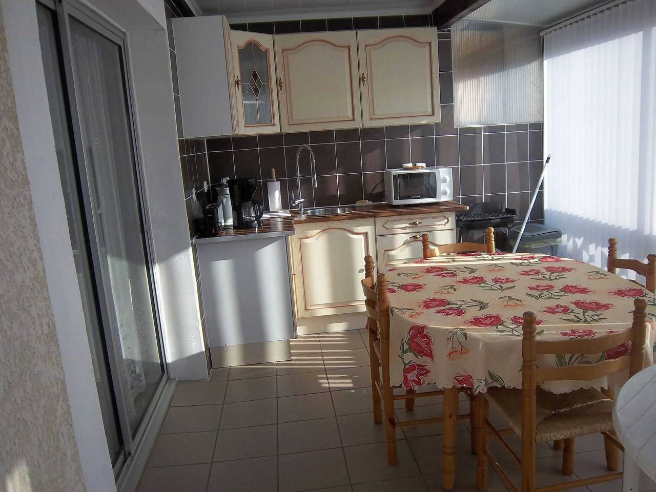 Cozy house with terrace in Sainte-Marie-la-Mer in Sainte-Marie Plage, Sainte-Marie-la-Mer