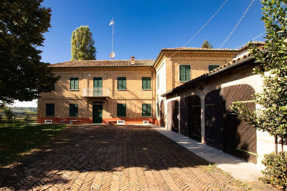 Casa vacanza a Langhe a partire da 386€ a notte