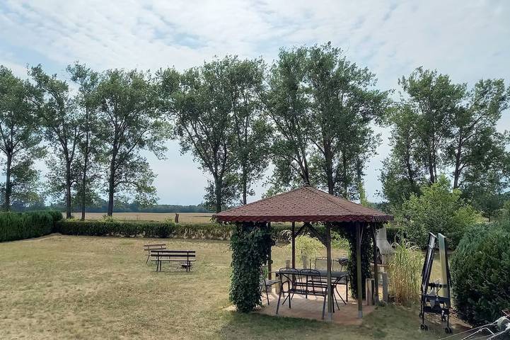 Ferienwohnung für 12 Personen, mit Garten, mit Haustier