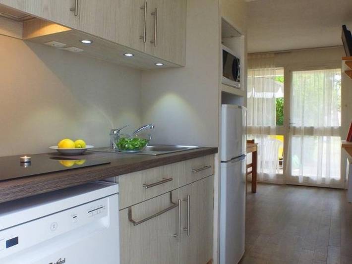 Camping for 4 people, with Balcony in Ile de Re