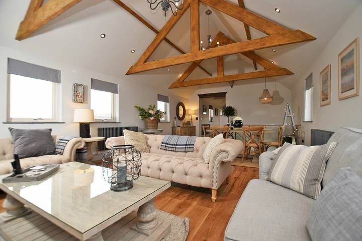 Cottage for 10 people, with Balcony and Garden in Beadnell