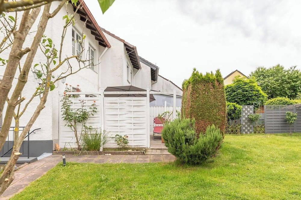 Haus mit einem großen Garten & neuem umgebaute Küche in Dreieich, Landkreis Offenbach