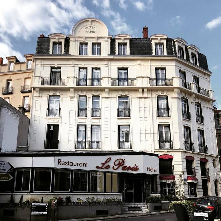 Hôtel pour 4 personnes, avec Balcon et Terrasse ainsi que Jardin et Vue