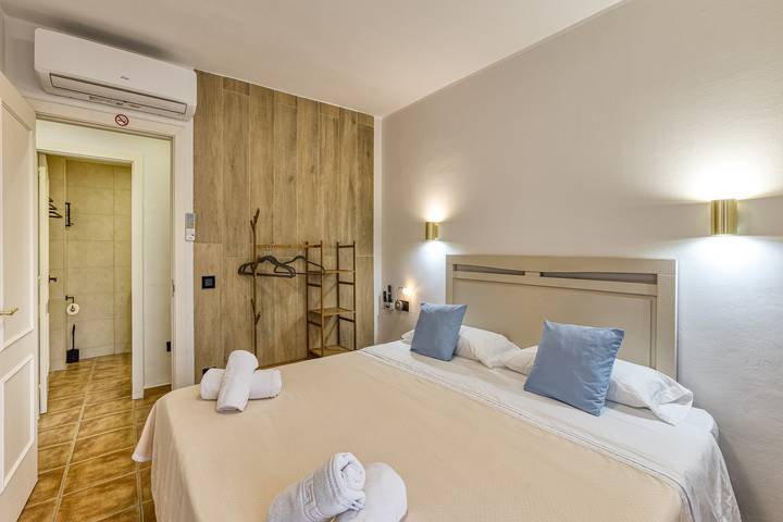 Apartamento entero, Maritim Central - Suites Deluxe con cocina in Sant Feliu de Guíxols, Costa Brava
