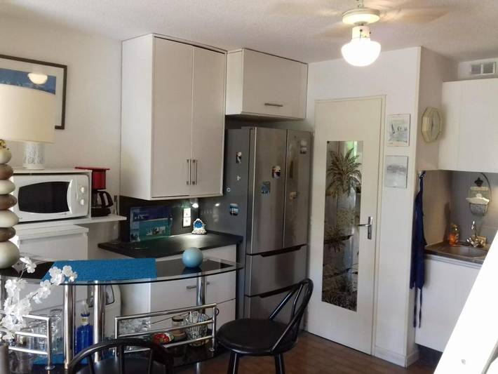 Gîte pour 5 personnes, avec terrasse ainsi que vue sur le lac et piscine dans Plage du pont tournant - 3