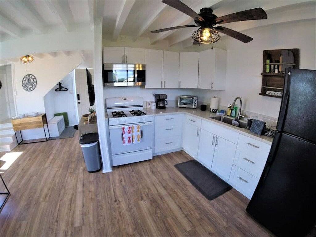 Somewhere Over Rainbow Loft - Hilo New in Hilo, North Hilo